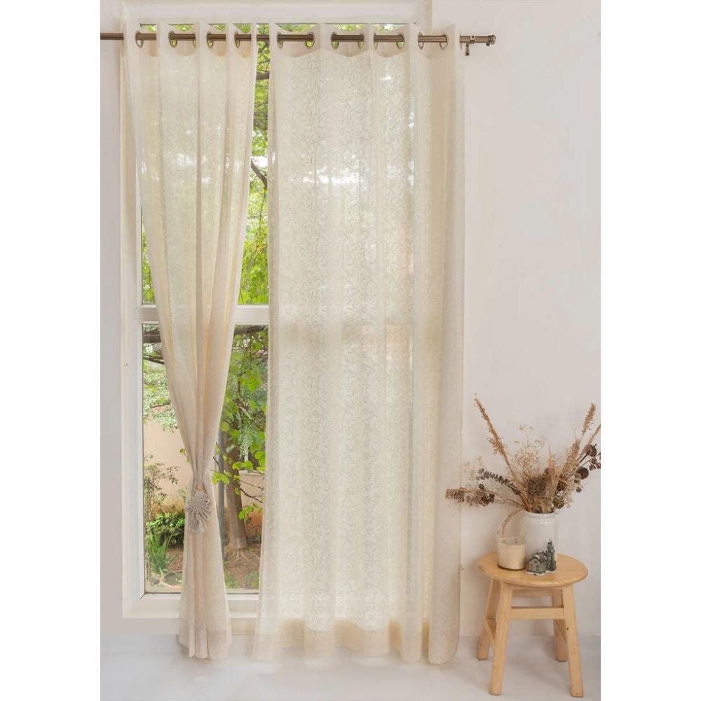 TYD Readymade Eyelet Curtain: Trailing berries sheer